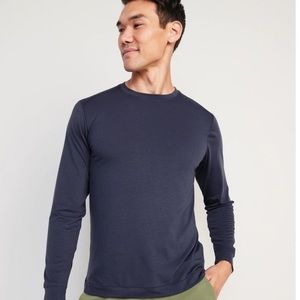 Old Navy Beyond 4-Way Stretch Long-Sleeve T-Shirt XXL